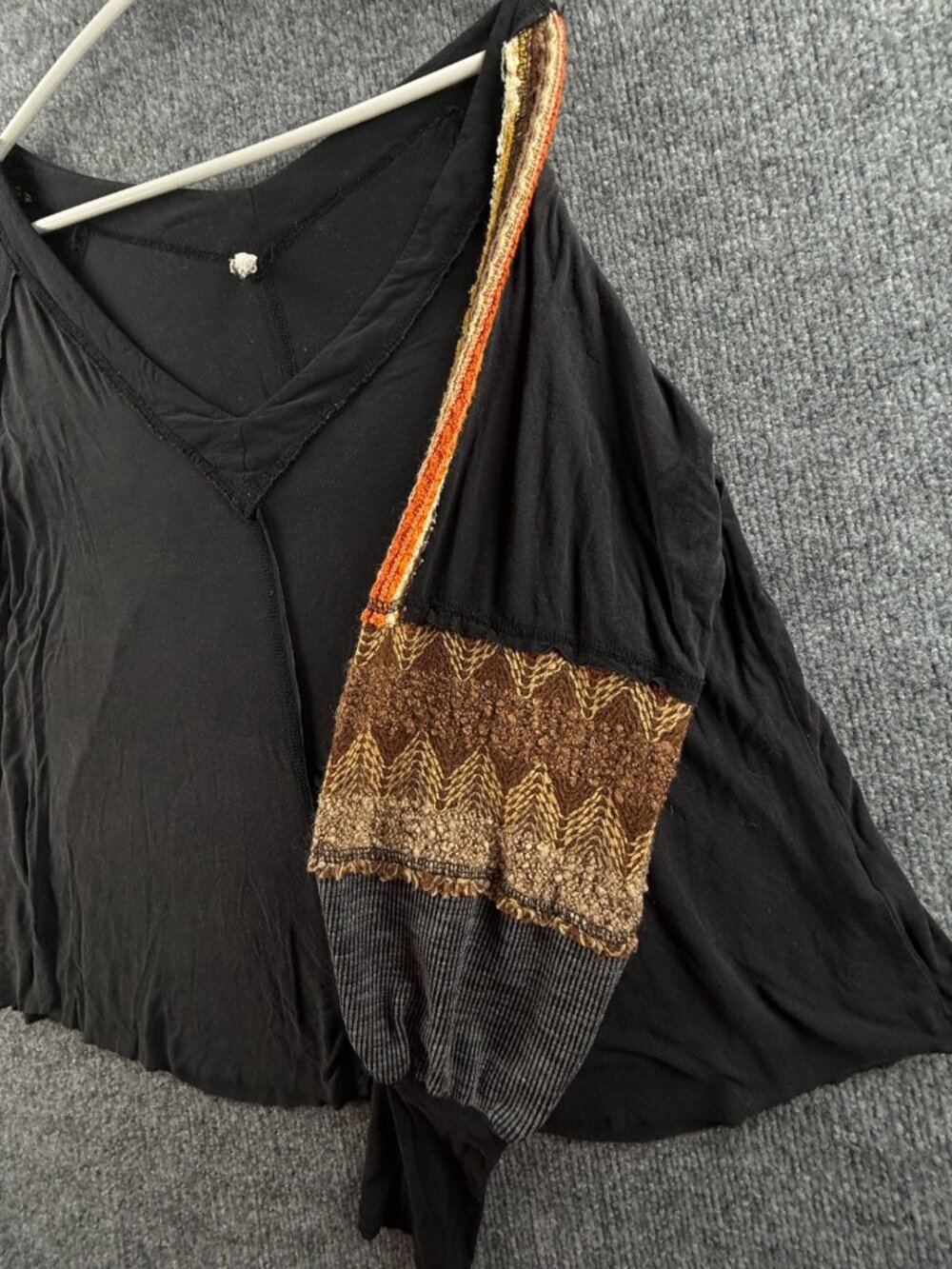 POL Rayon Spandex Stretchy Black Lightweight Top Knit Sleeves Boho V Neck Medium - Picture 12 of 16